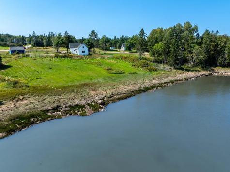 393 Us-1 Dennysville ME 04628