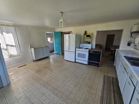 393 Us-1 Dennysville ME 04628