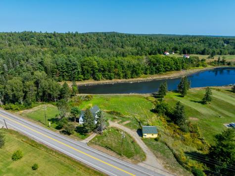 393 Us-1 Dennysville ME 04628