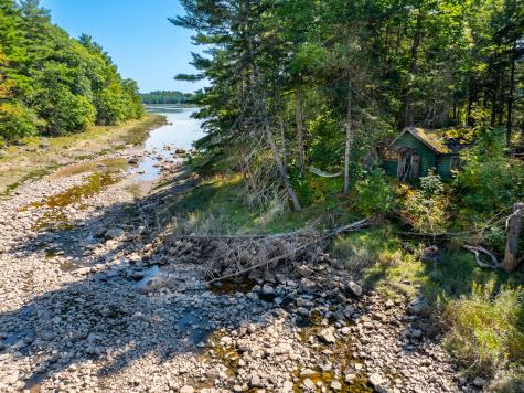 393 Us-1 Dennysville ME 04628