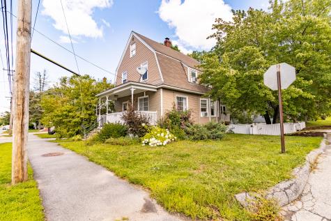 377 College Street Lewiston ME 04240