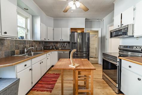377 College Street Lewiston ME 04240