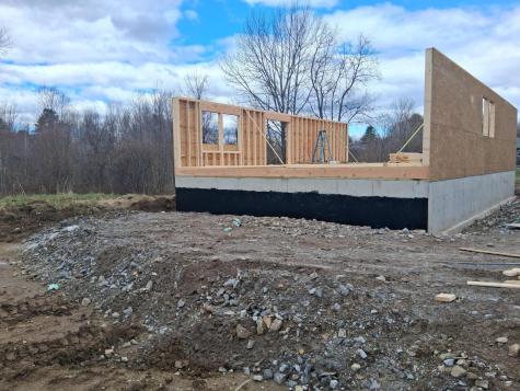 1124 Post Road Bowdoinham ME 04008