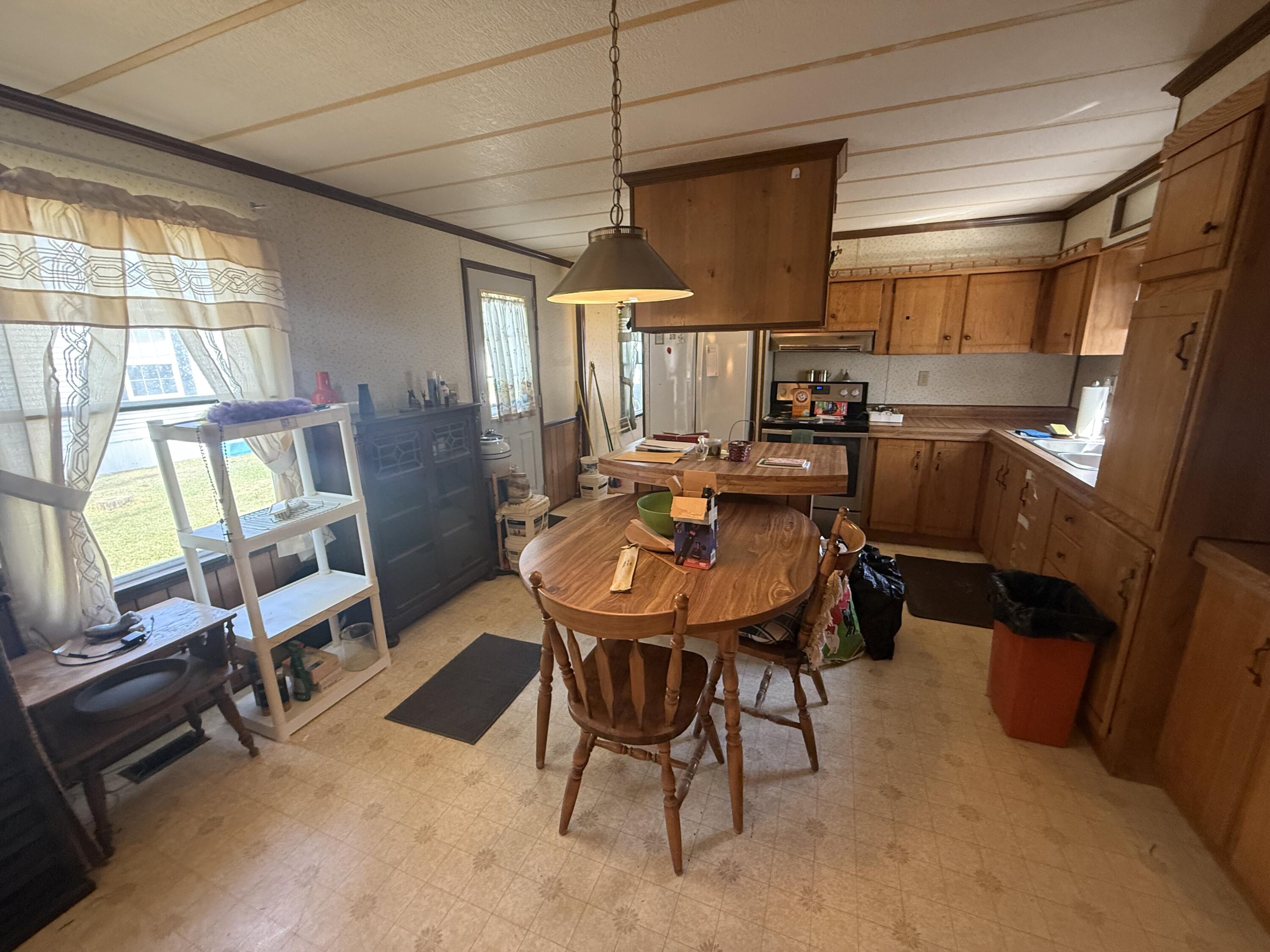 21 Larry Lane Brunswick ME 04011