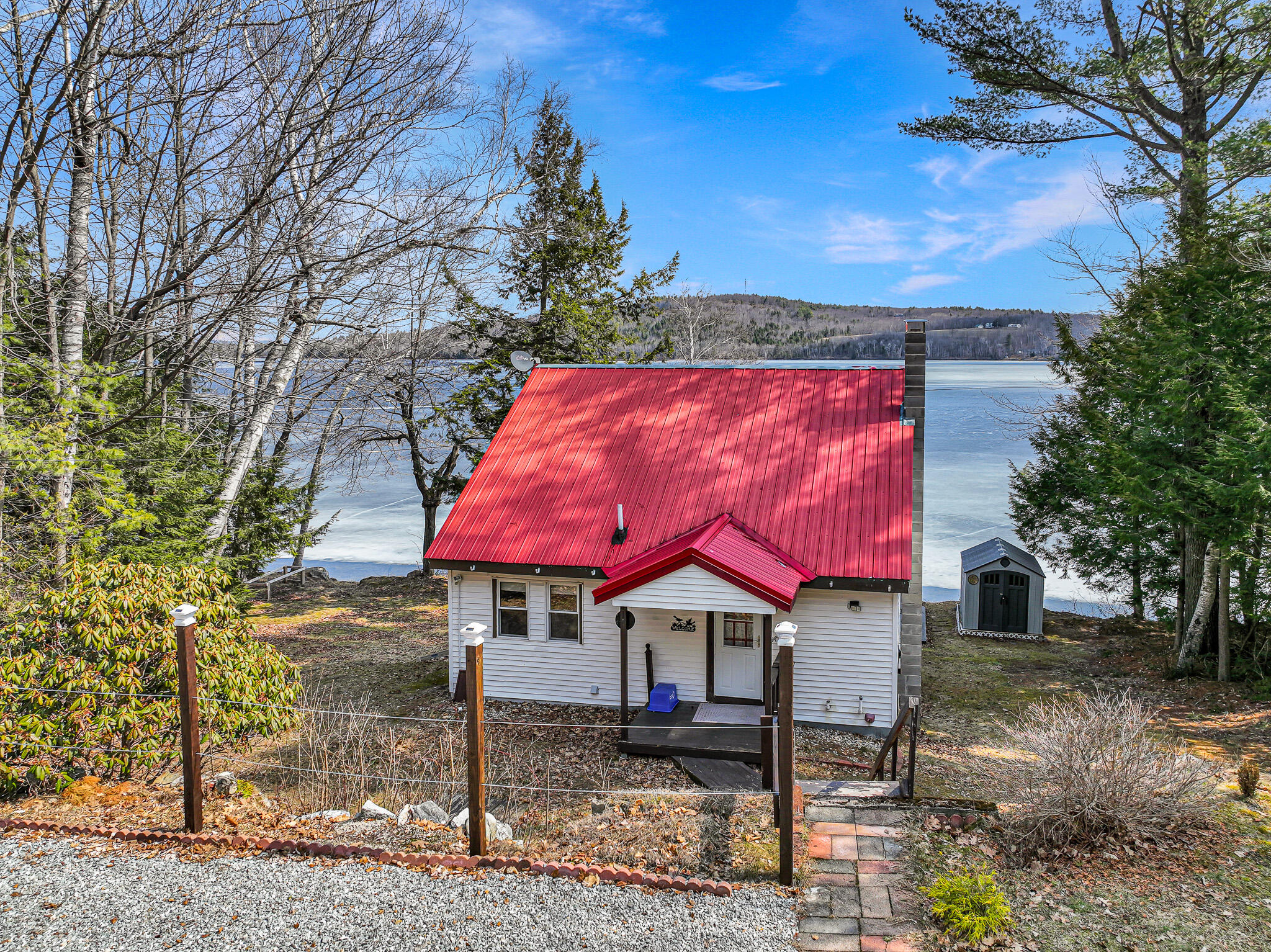 28 Waters Edge Hartford ME 04220