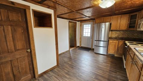 527 Essex Street Dover-foxcroft ME 04426