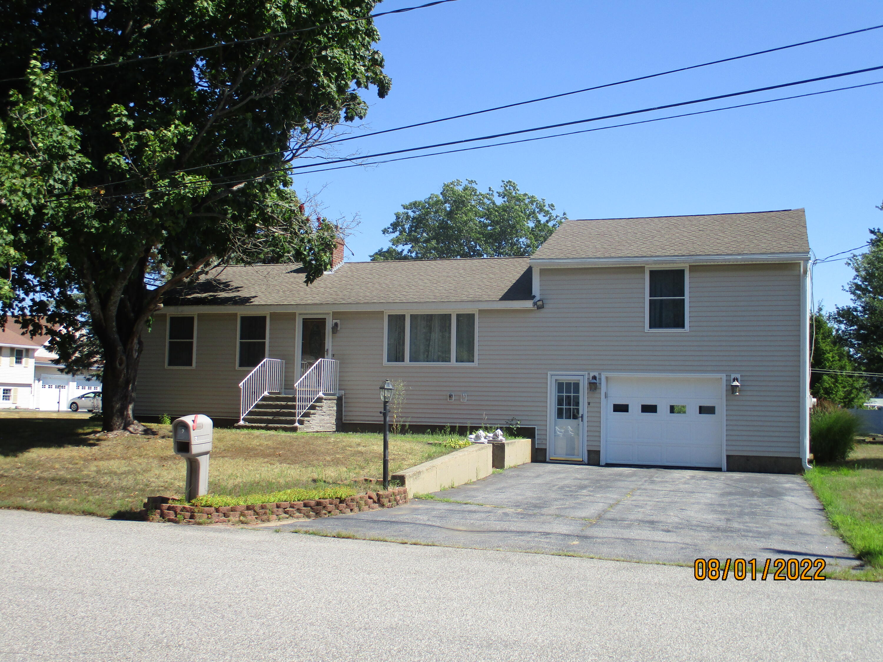 2 Vital Avenue Biddeford, ME Real Estate