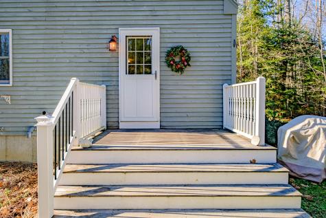 27 Trails End Lane Freeport ME 04032