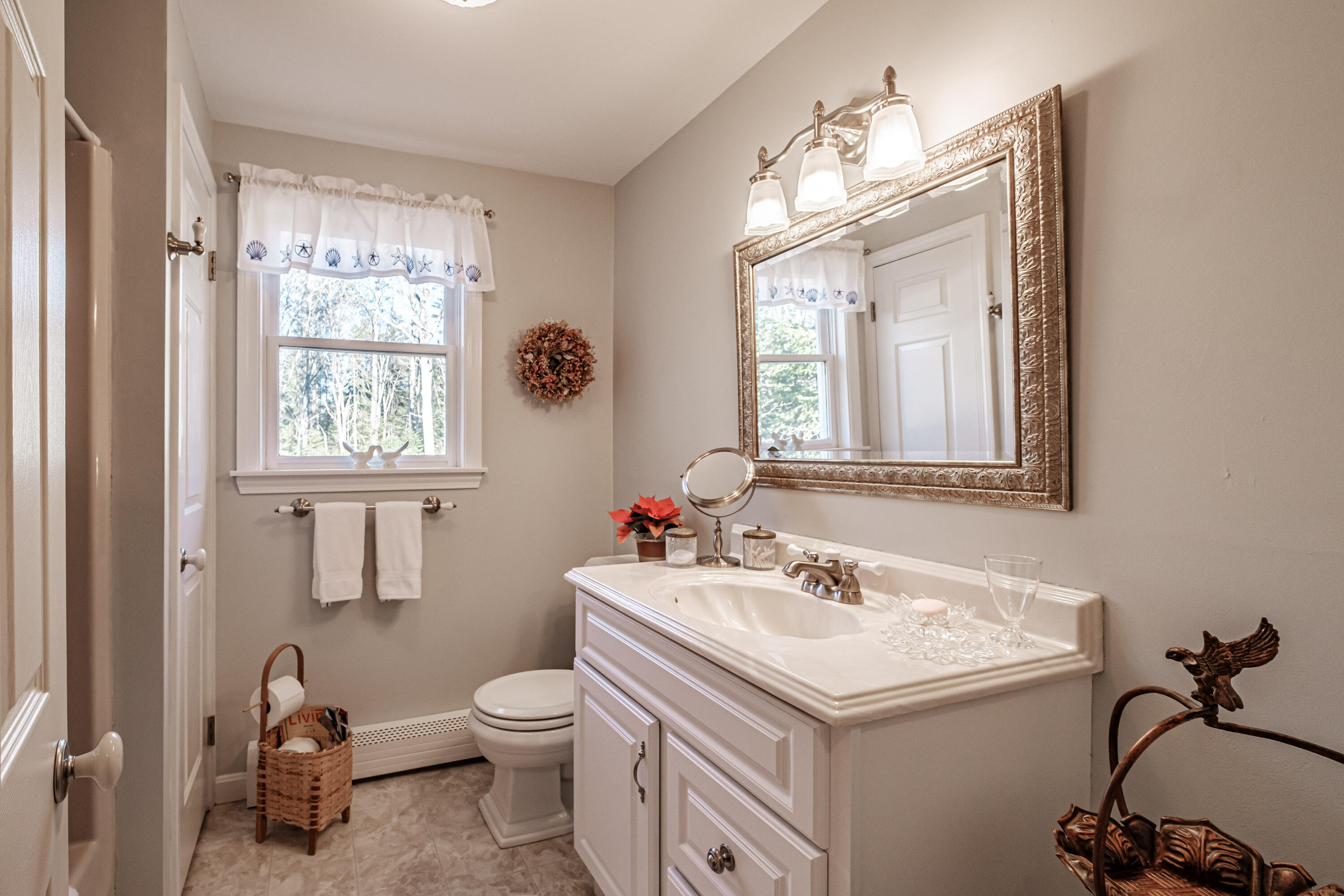 27 Trails End Lane Freeport ME 04032