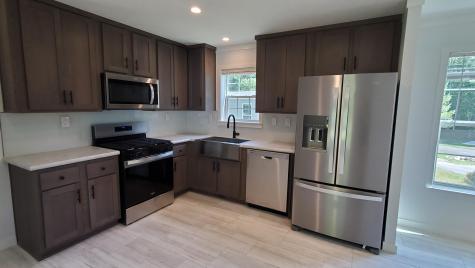 4 Laurik Lane Naples ME 04055