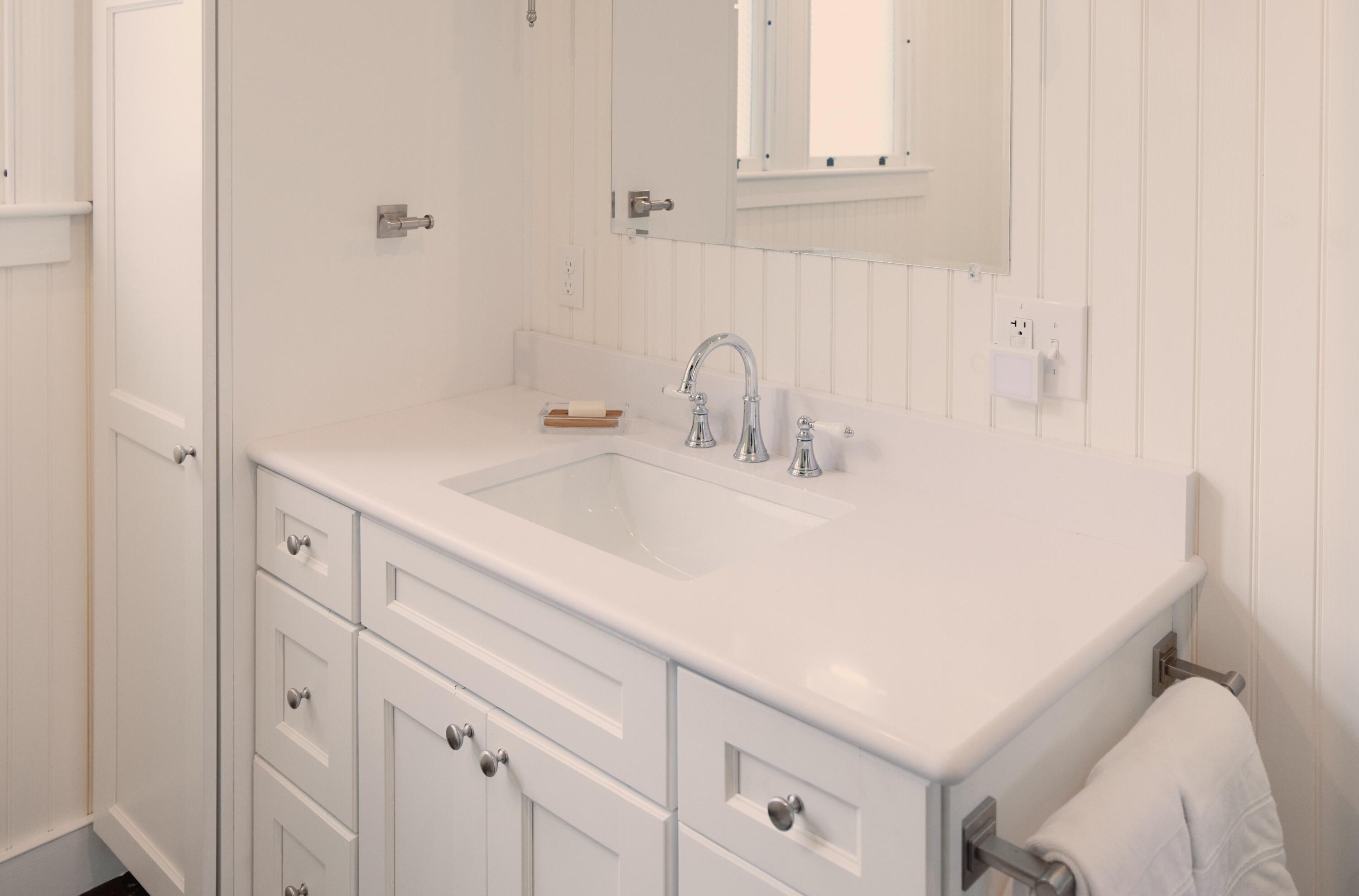 92 Main Street North Haven ME 04853