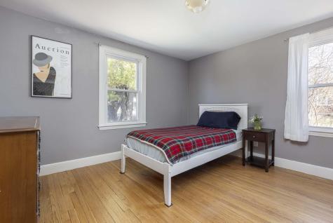 22 Presnell Street Portland ME 04102