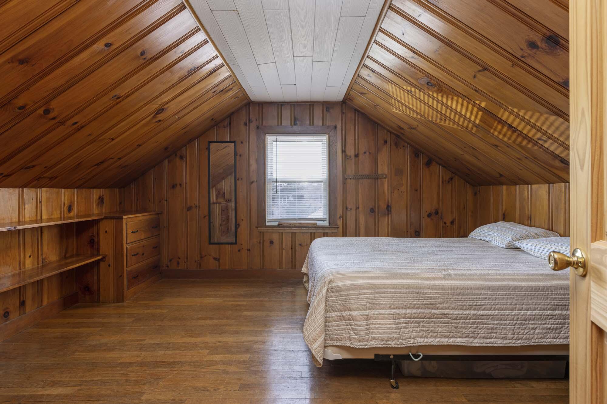 22 Presnell Street Portland ME 04102