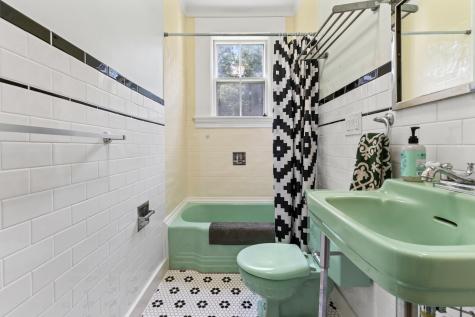 108 Us Route One York ME 03909