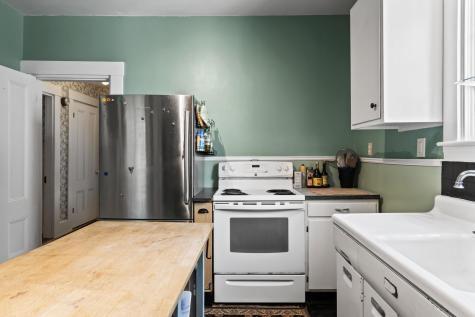 108 Us Route One York ME 03909