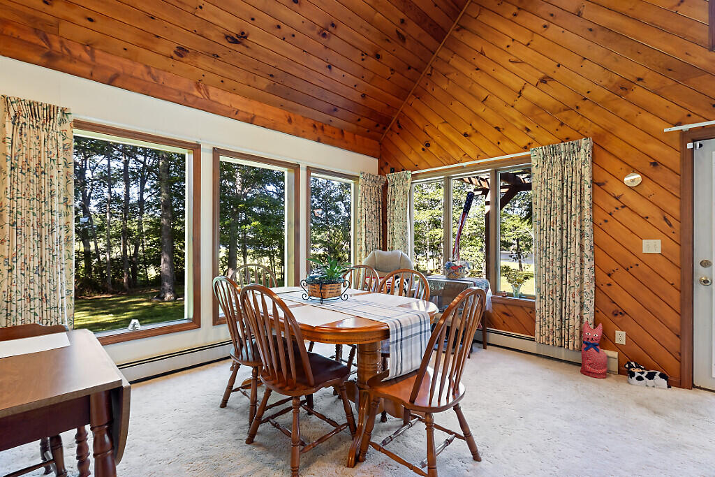 691 Middle Road Dresden ME 04342