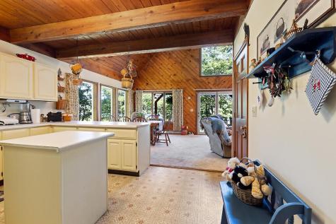 691 Middle Road Dresden ME 04342