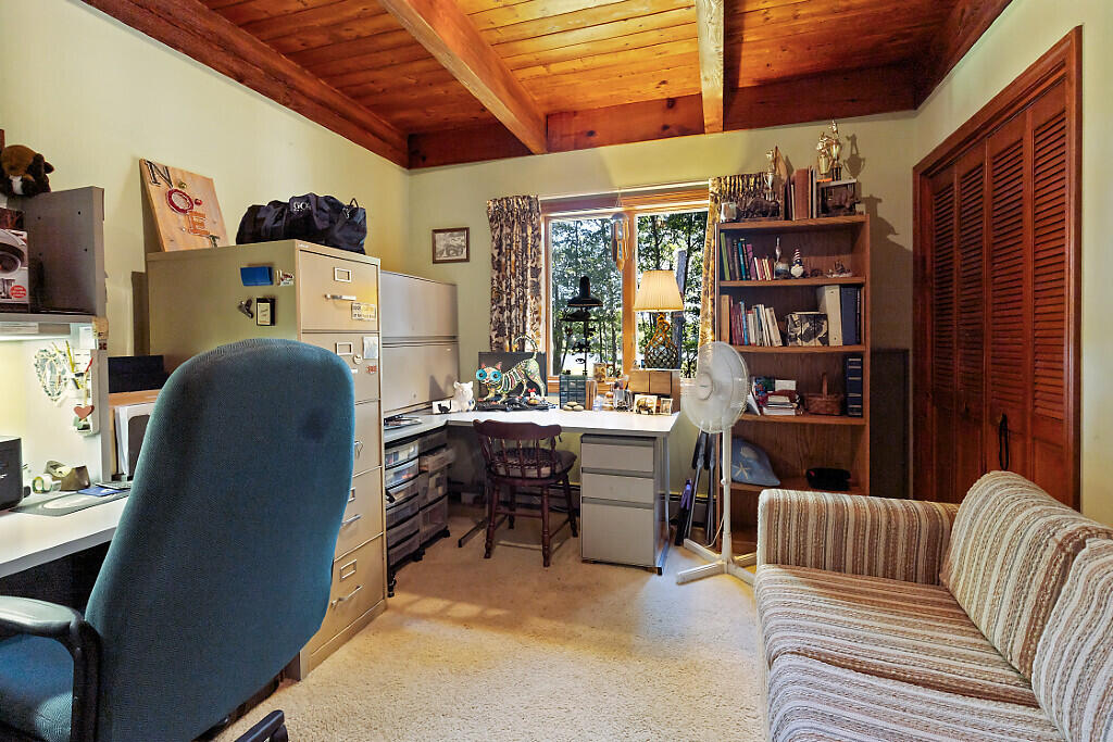 691 Middle Road Dresden ME 04342