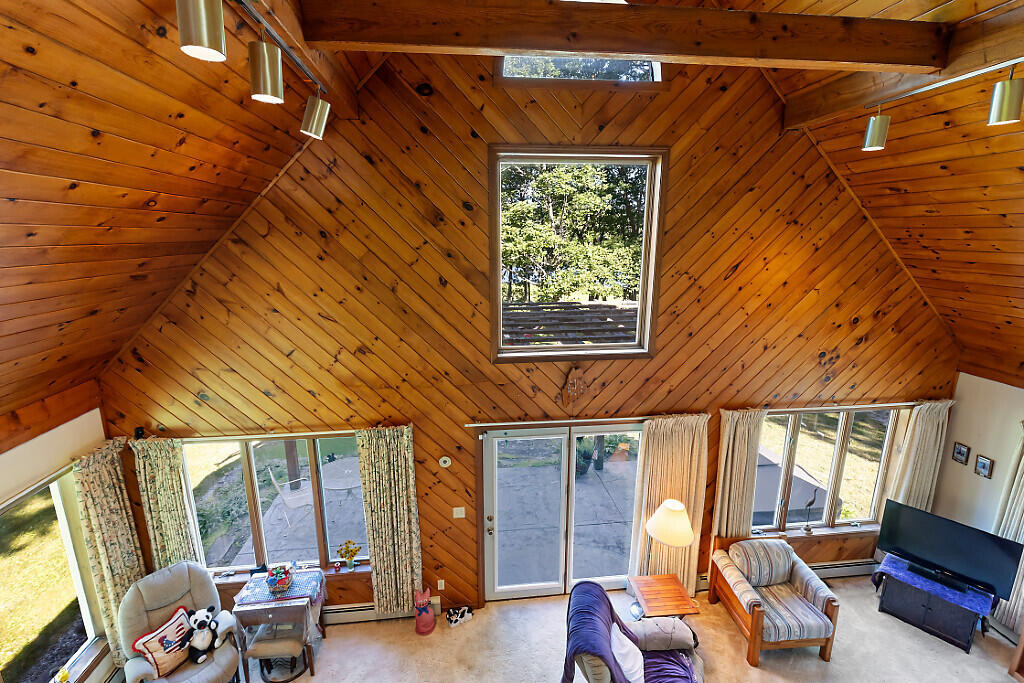 691 Middle Road Dresden ME 04342