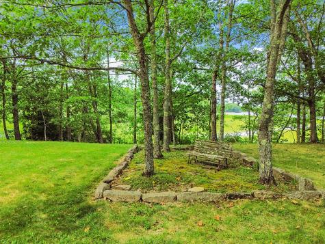 691 Middle Road Dresden ME 04342