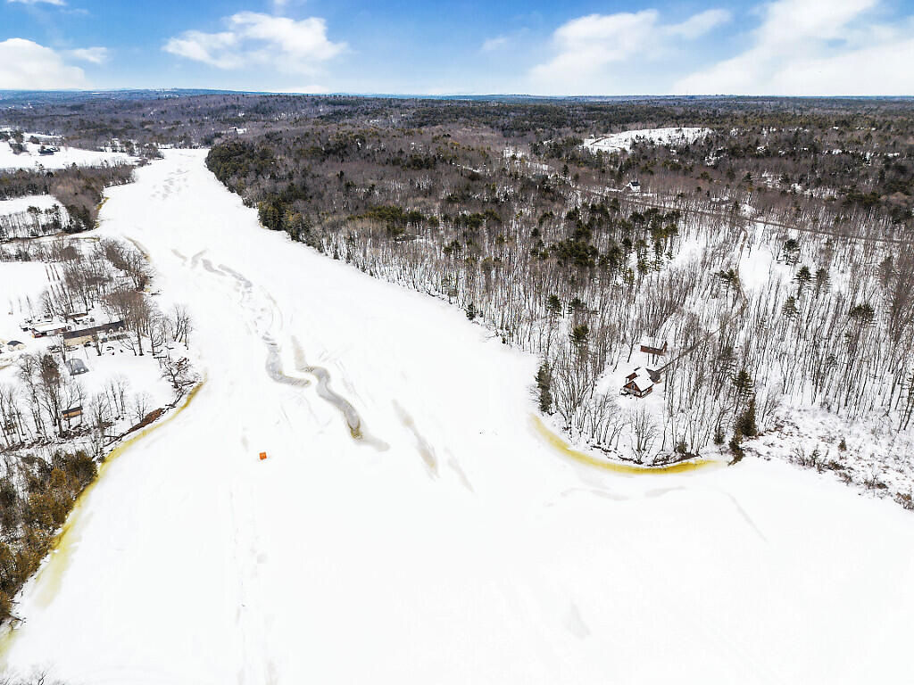 691 Middle Road Dresden ME 04342