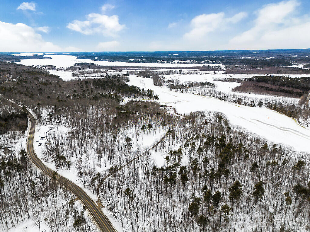 691 Middle Road Dresden ME 04342