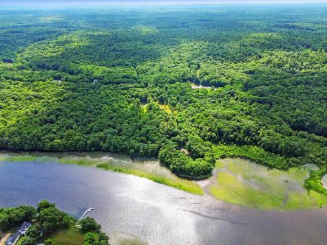 691 Middle Road Dresden ME 04342