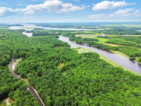 691 Middle Road Dresden ME 04342