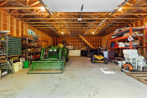 691 Middle Road Dresden ME 04342