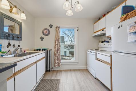 10 Pleasant Street Brunswick ME 04011