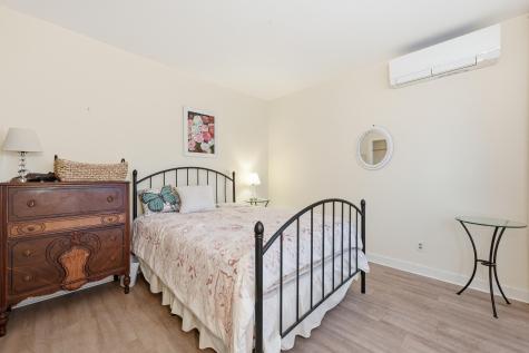 10 Pleasant Street Brunswick ME 04011