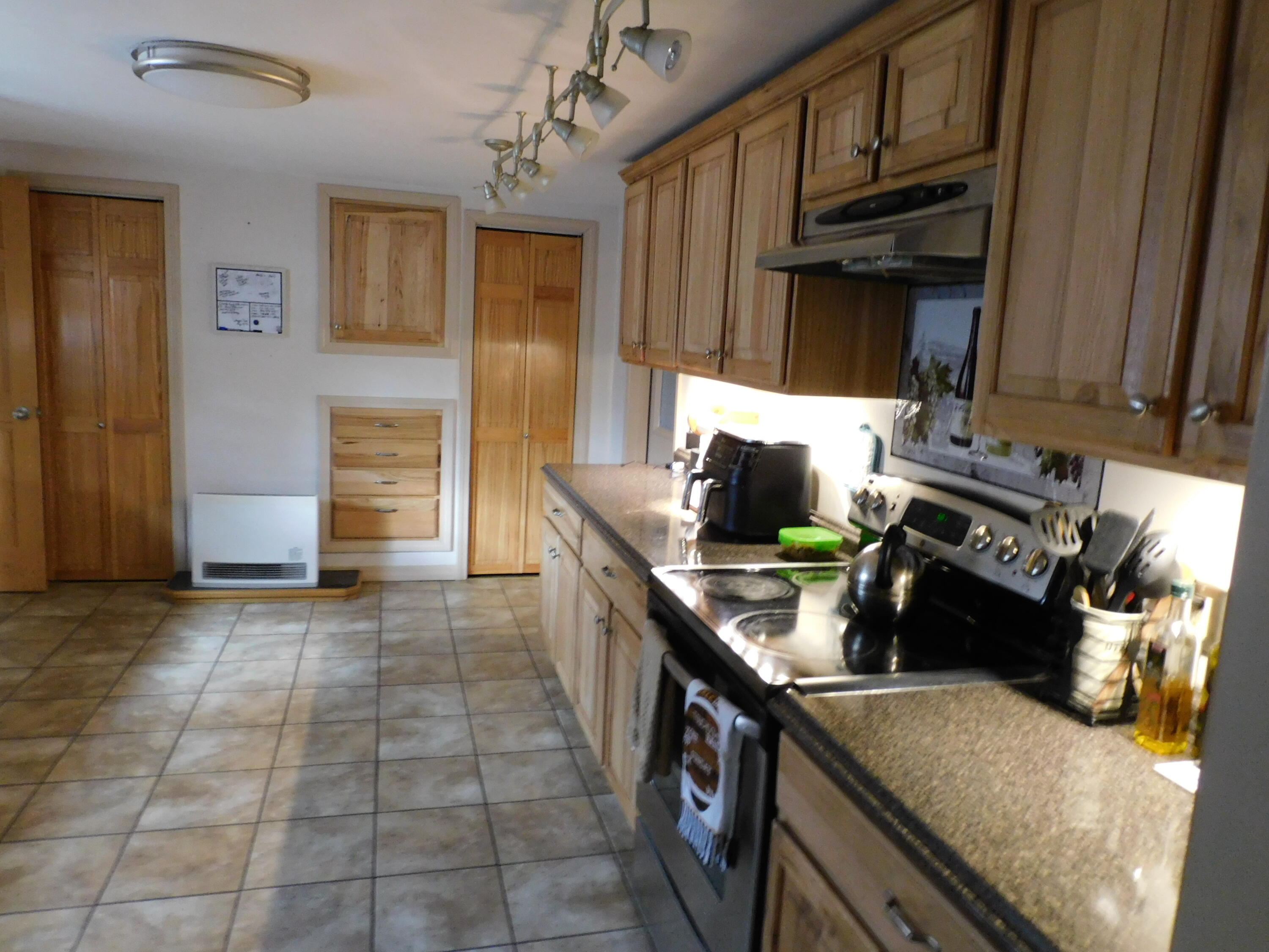 352 S River Road Calais ME 04619