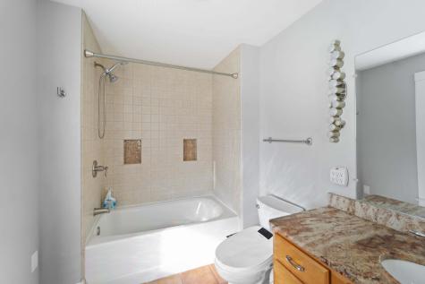 236 West Broadway Bangor ME 04401