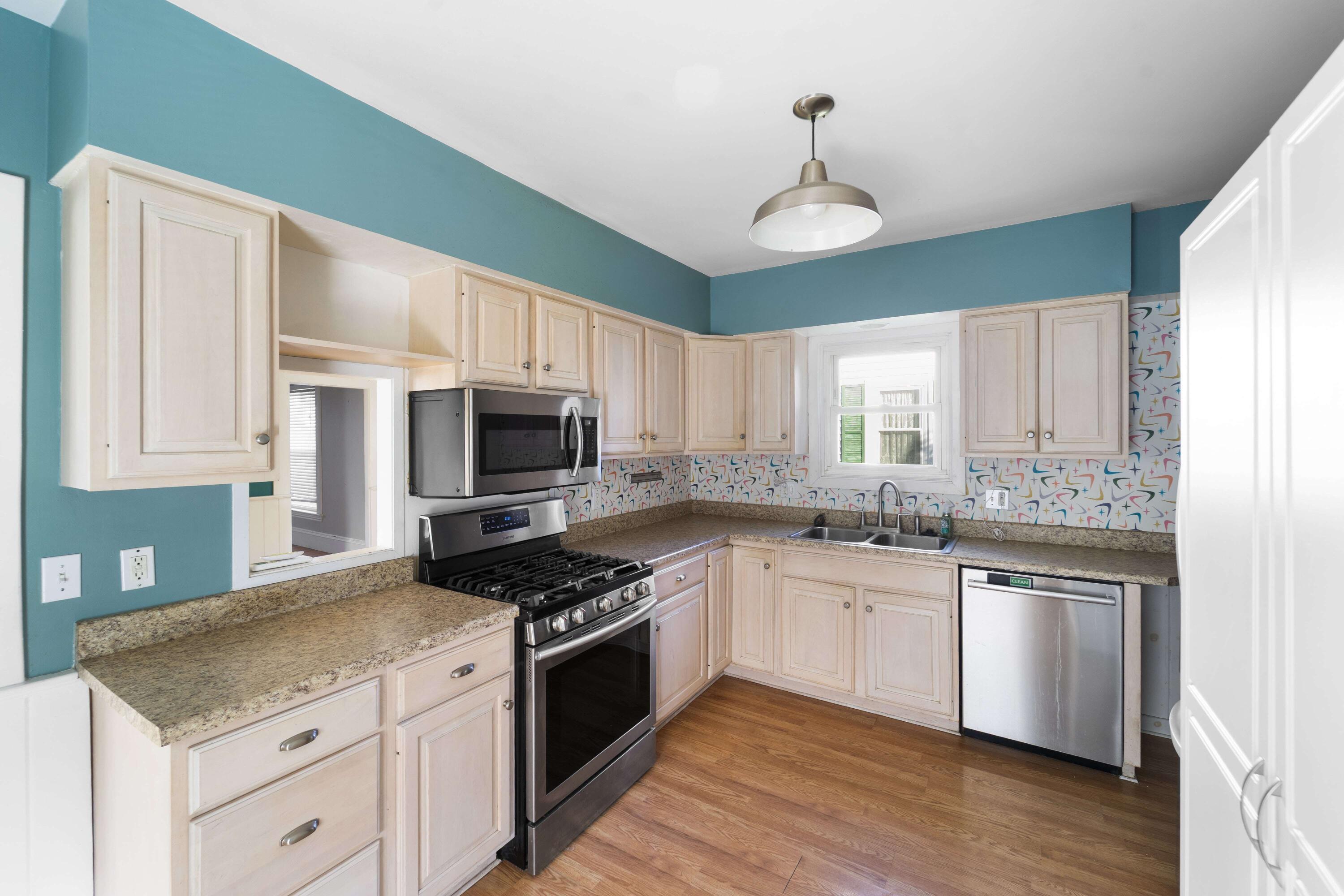 236 West Broadway Bangor ME 04401