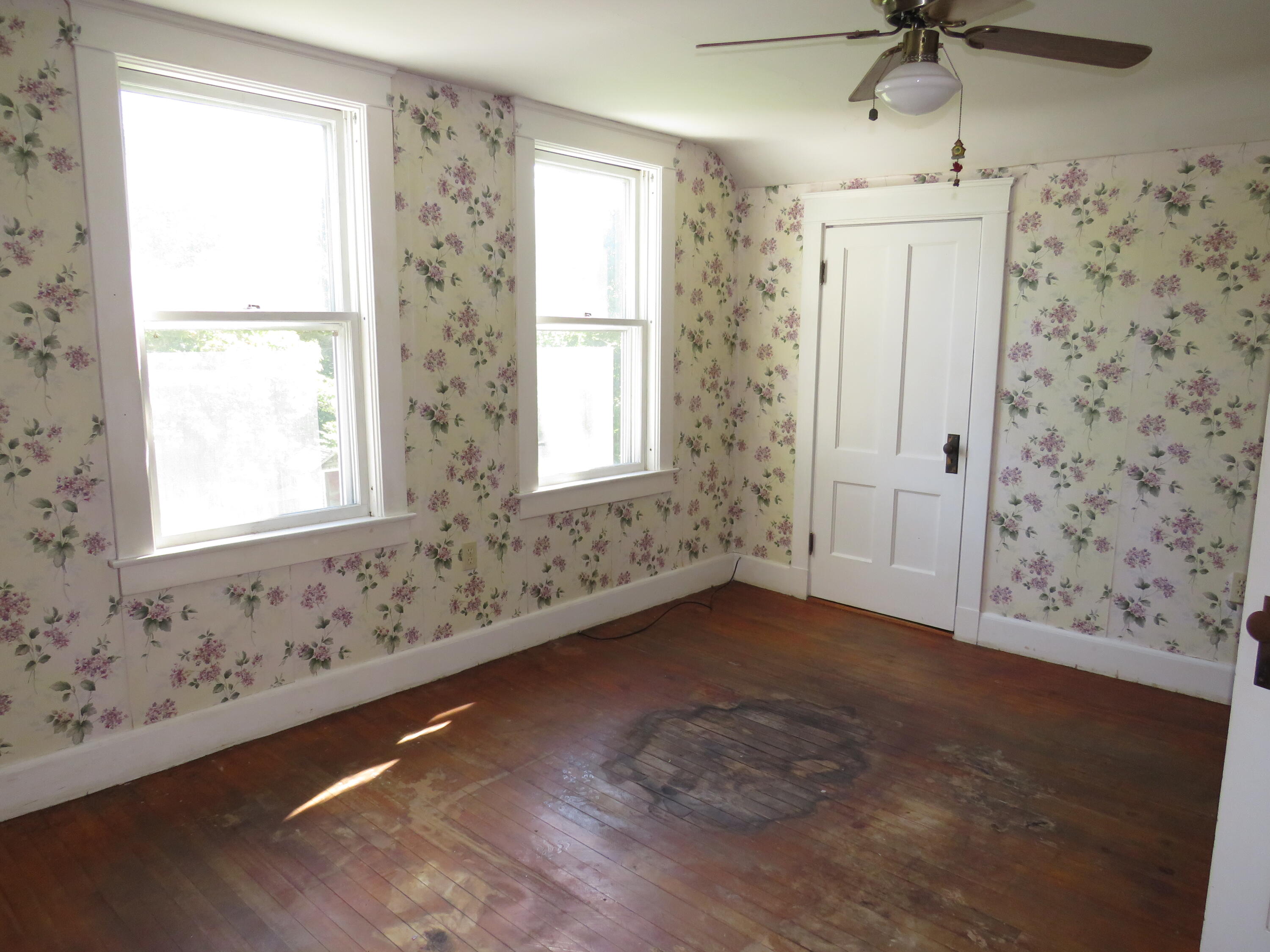 1028 Commercial Street Rockport ME 04856