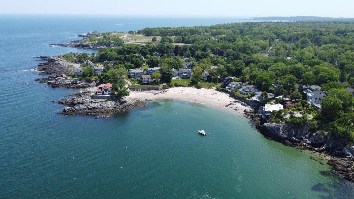 59 Wood Road Cape Elizabeth ME 04107