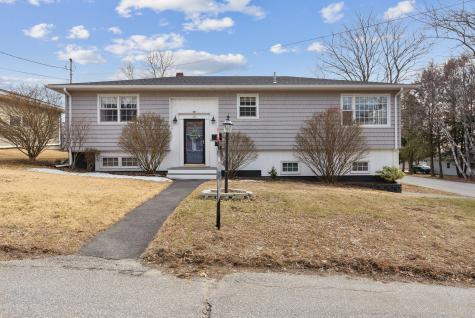 15 Malo Street Lewiston ME 04240