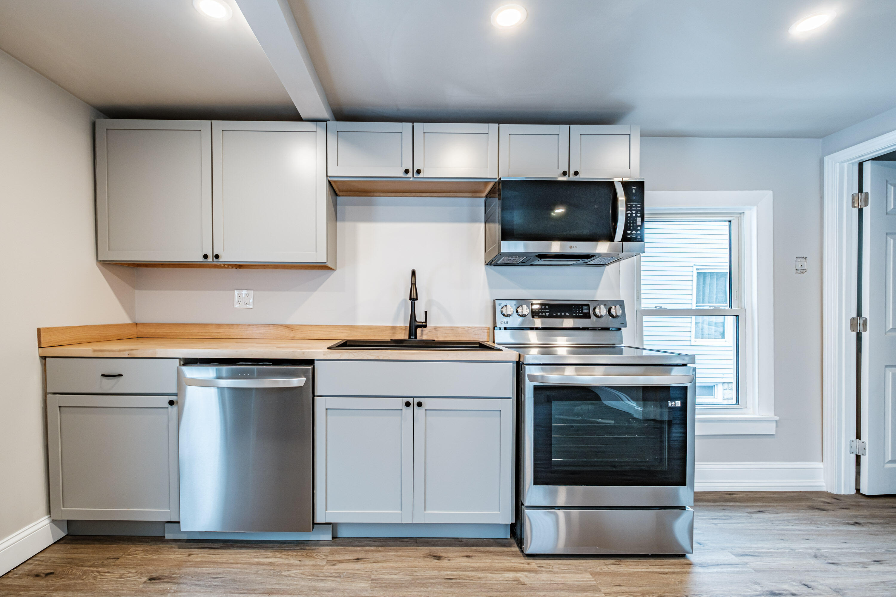 566 Washington Avenue Portland ME 04103