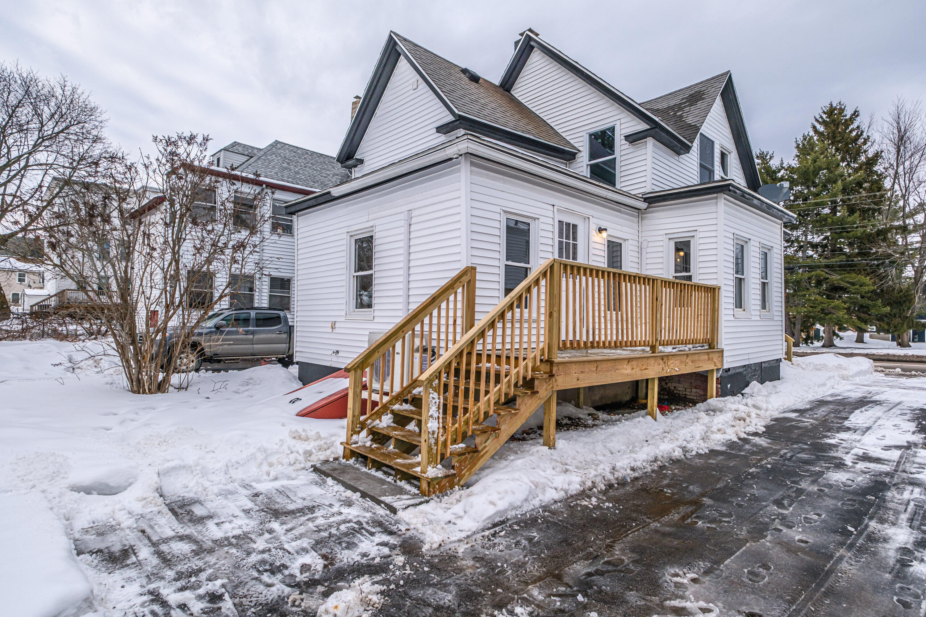 566 Washington Avenue Portland ME 04103