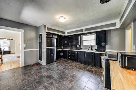 129 Summer Street Auburn ME 04210