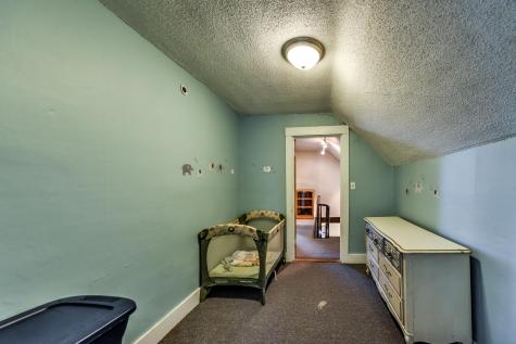 129 Summer Street Auburn ME 04210