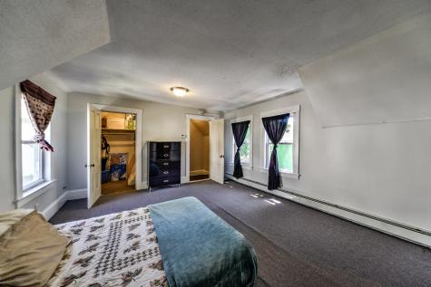 129 Summer Street Auburn ME 04210