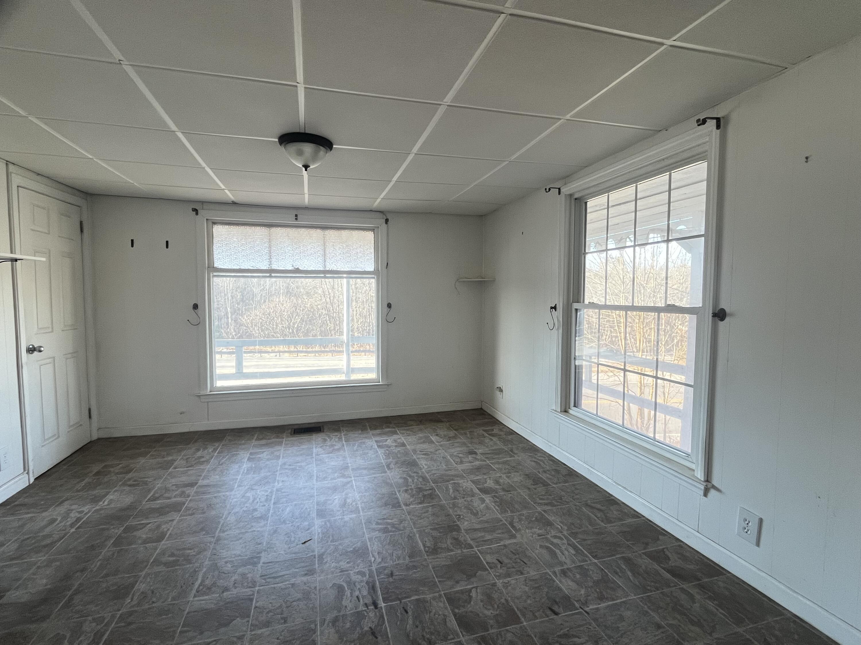 4 Butler Hill Road Minot ME 04258