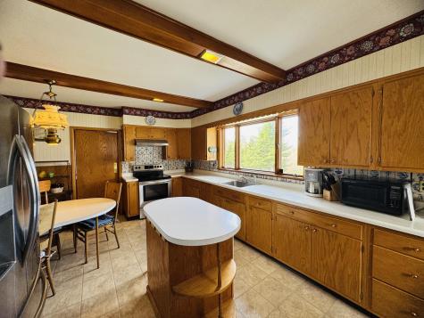 636 Main Street Caribou ME 04736