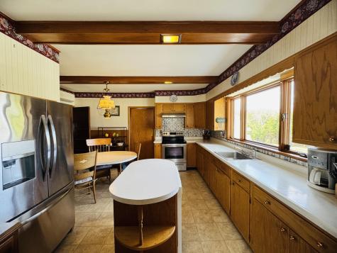 636 Main Street Caribou ME 04736