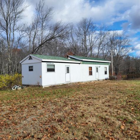 14 Norway Road Waterford ME 04088