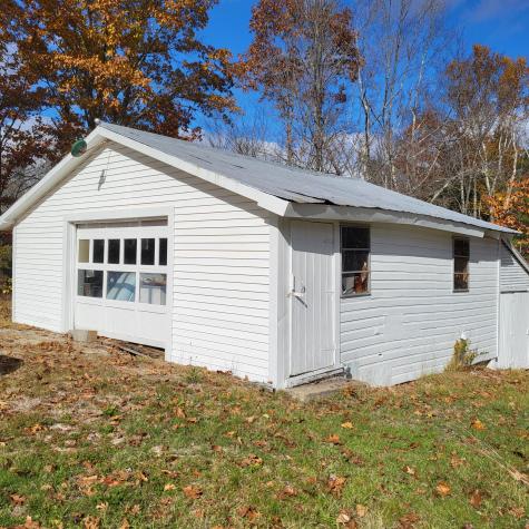 14 Norway Road Waterford ME 04088