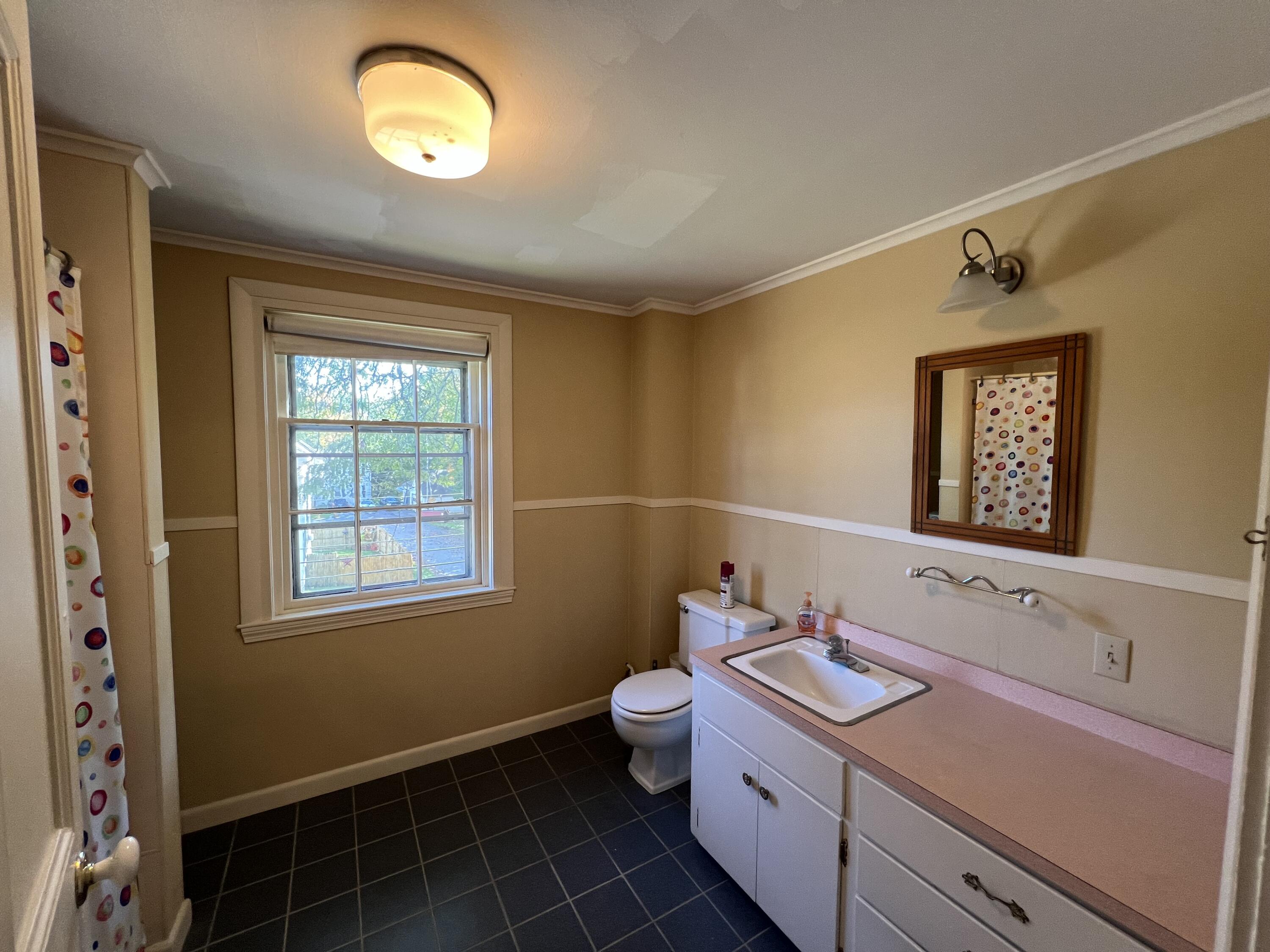 8 Crosby Street Augusta ME 04330