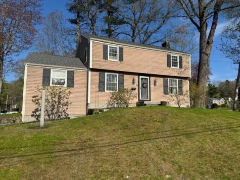 13 Juniper Lane Cape Elizabeth ME 04107