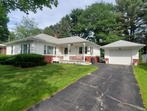 21 Arkwright Avenue Lewiston ME 04240